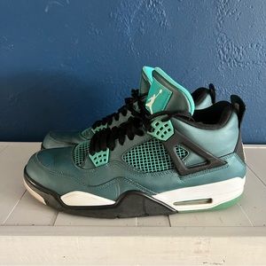 Jordan 4